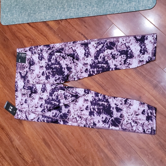 NWT plus size XXL Under Armour ankle leggings - Picture 5 of 10